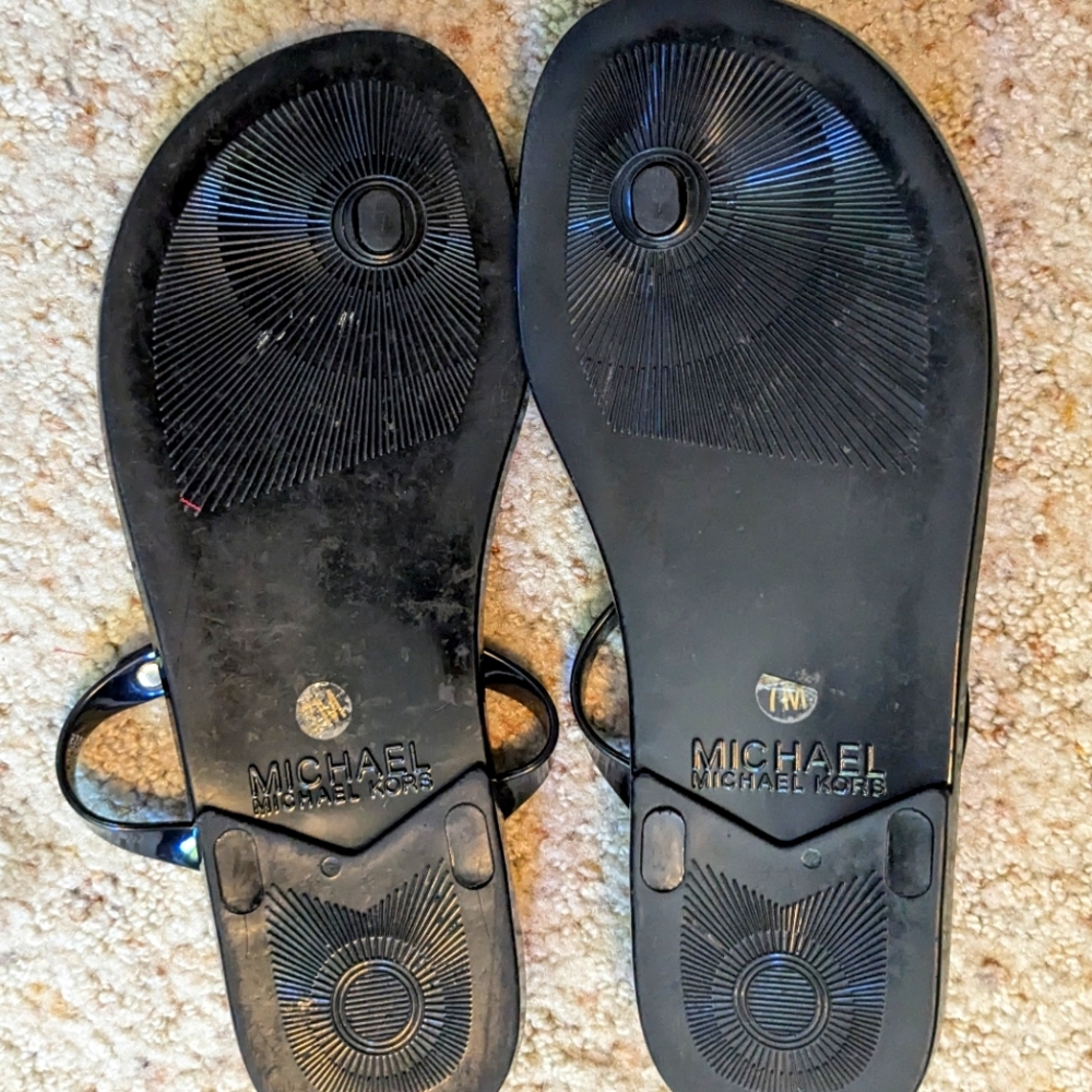 ๐SALE๐ Michael Kors Jet Set Sandals Women's Thong Sandals Jelly Flip Flop 7M - Picture 7 of 8